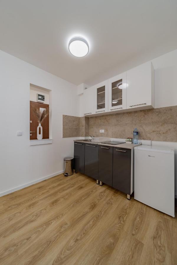 M Apartments Belgrado Esterno foto