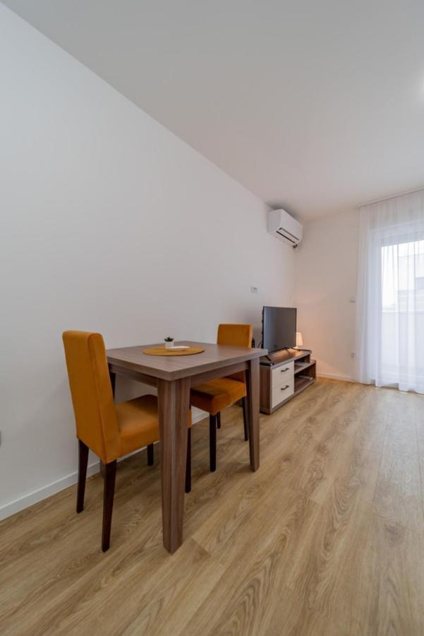 M Apartments Belgrado Esterno foto