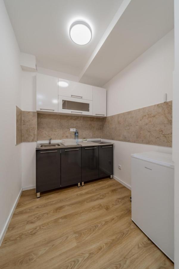 M Apartments Belgrado Esterno foto